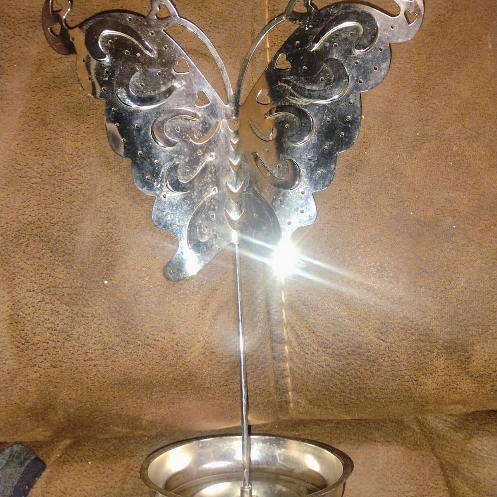 Silver Decor Accents with Intricate Designs